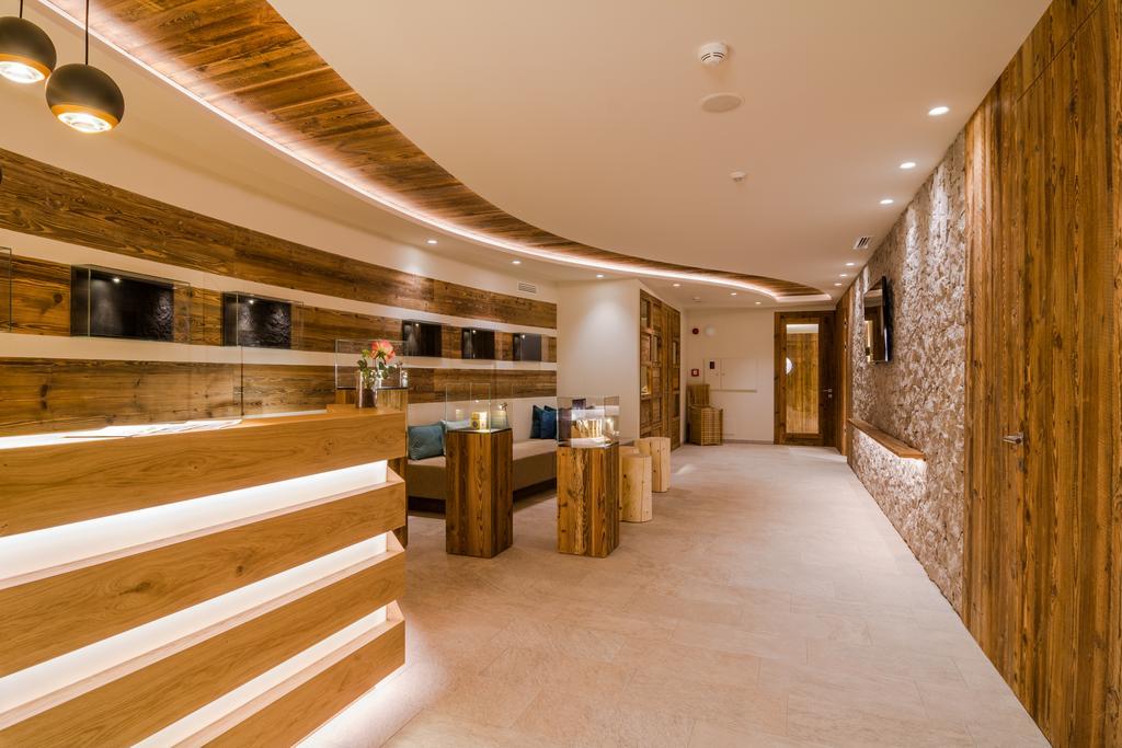 Hotel Alaska Σέλβα ντι Βαλ Γκαρντένα Εξωτερικό φωτογραφία