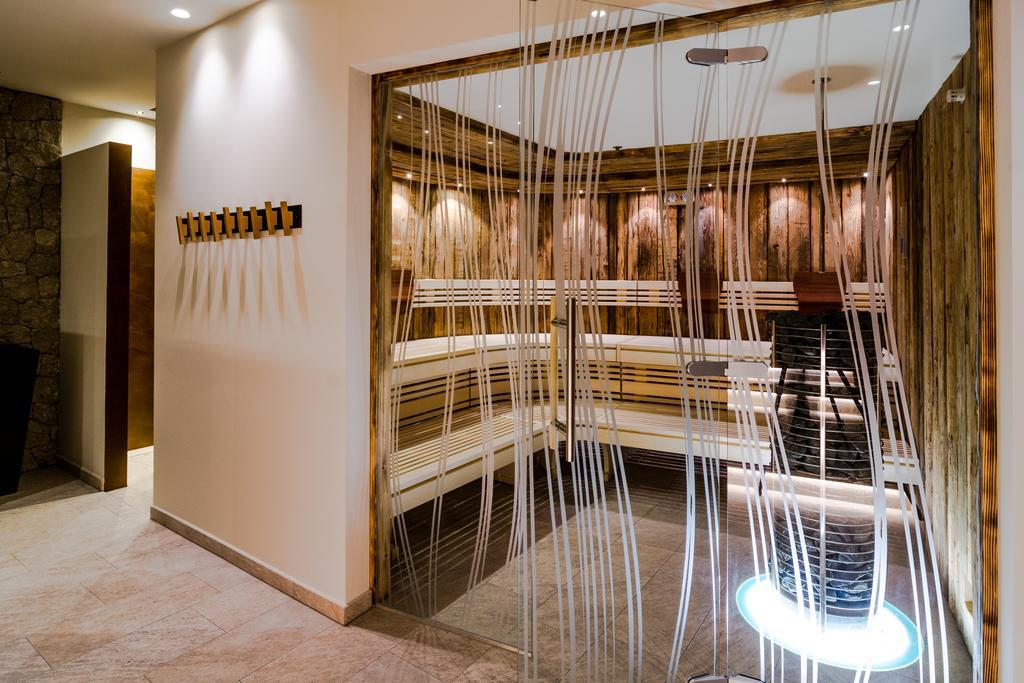 Hotel Alaska Σέλβα ντι Βαλ Γκαρντένα Εξωτερικό φωτογραφία