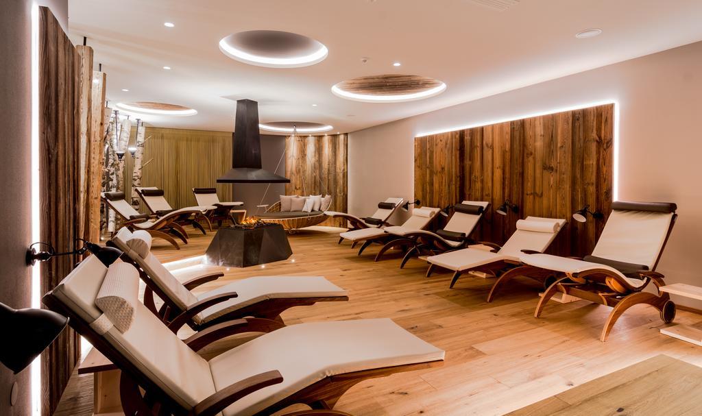 Hotel Alaska Σέλβα ντι Βαλ Γκαρντένα Εξωτερικό φωτογραφία