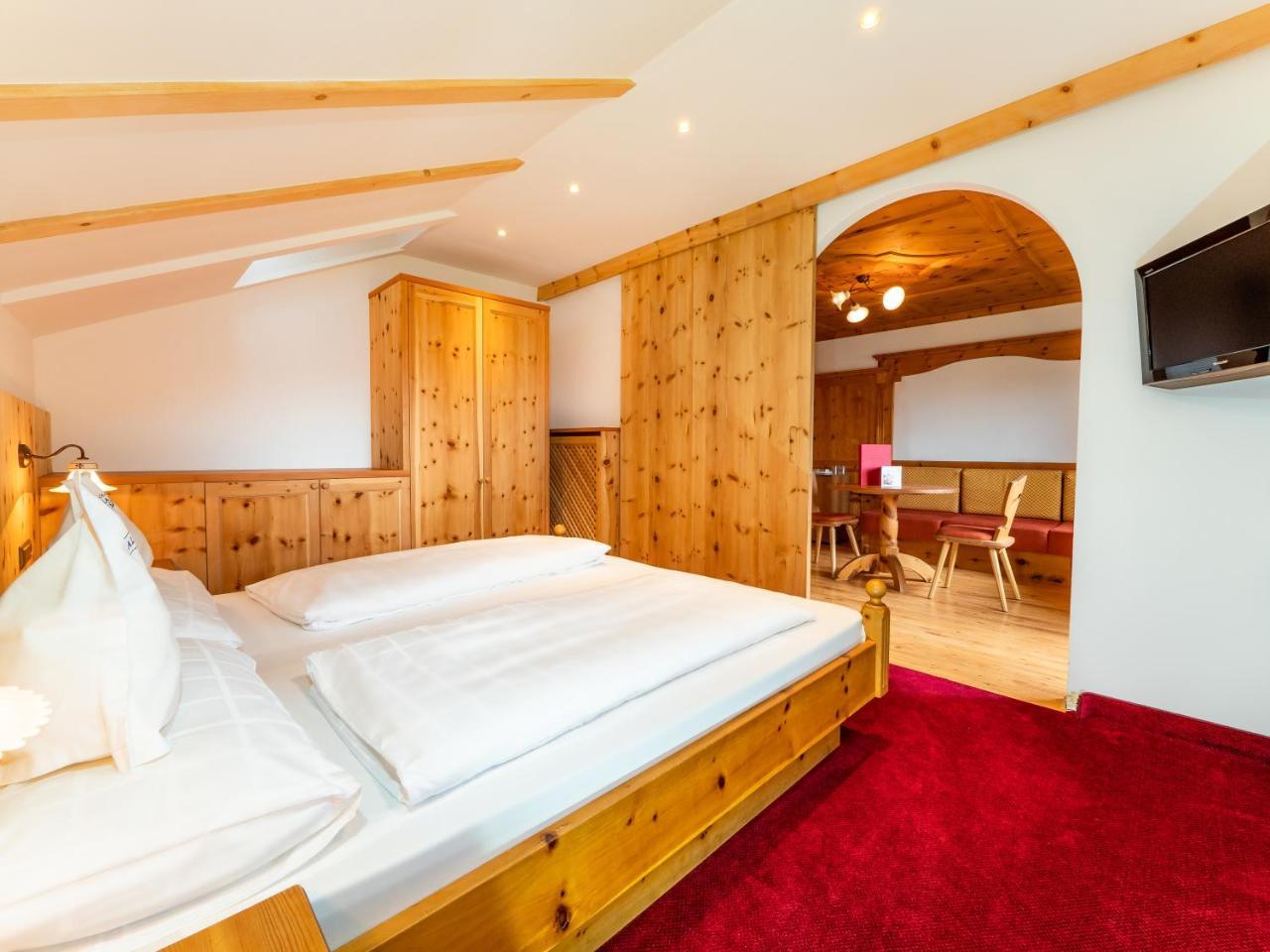 Hotel Alaska Σέλβα ντι Βαλ Γκαρντένα Εξωτερικό φωτογραφία